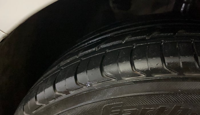 2021 Hyundai NEW I20 ASTA 1.0 GDI TURBO DCT, Petrol, Automatic, 30,375 km, Left Front Tyre Tread