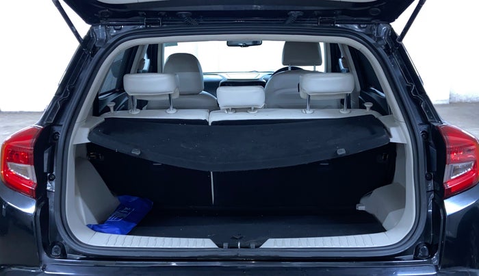 2021 Mahindra XUV300 W8 (O) 1.5 DIESEL, Diesel, Manual, 75,937 km, Boot Inside