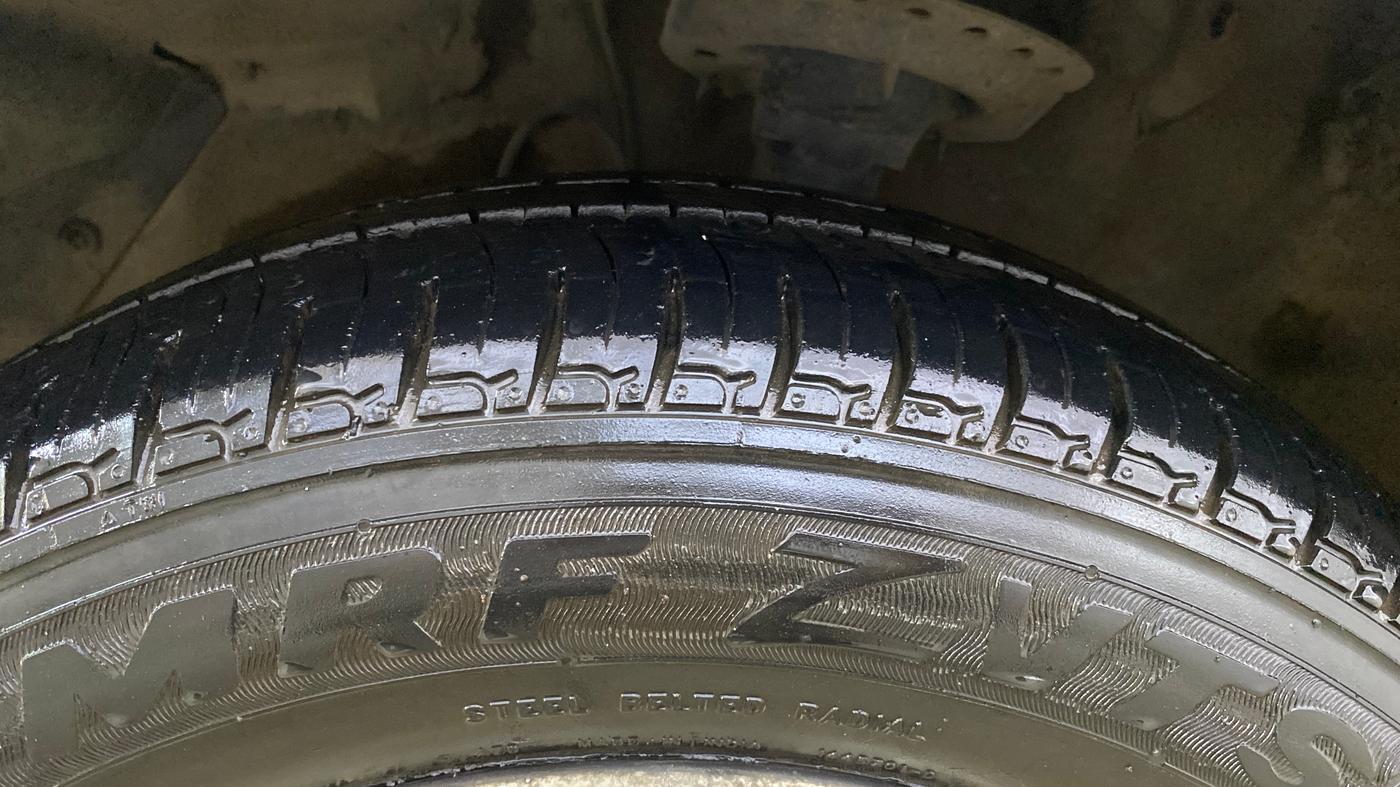2013 Hyundai i20 SPORTZ 1.2, Petrol, Manual, 52,429 km, Left Front Tyre Tread