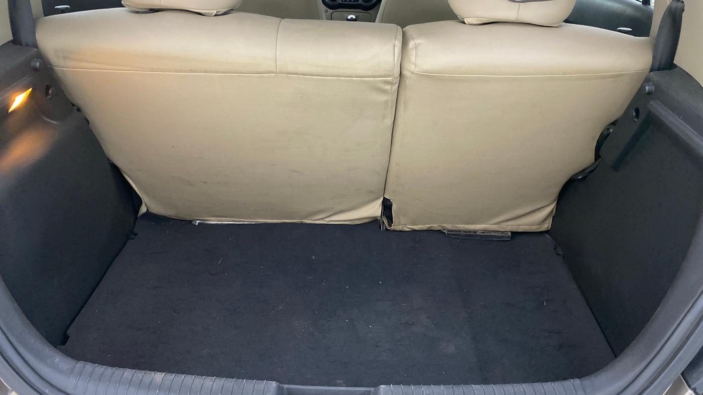 2013 Hyundai i20 SPORTZ 1.2, Petrol, Manual, 52,429 km, Boot Inside