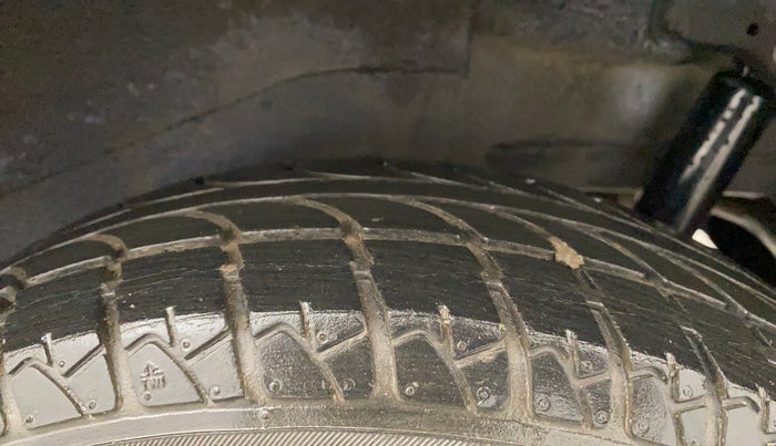 2018 Maruti Wagon R 1.0 LXI CNG, CNG, Manual, 28,926 km, Left Rear Tyre Tread