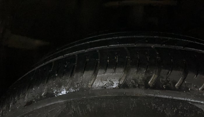 2024 Maruti FRONX SIGMA 1.2 MT, Petrol, Manual, 30,136 km, Right Front Tyre Tread