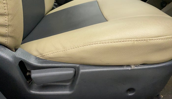 2015 Maruti Alto K10 VXI, Petrol, Manual, 25,335 km, Driver Side Adjustment Panel