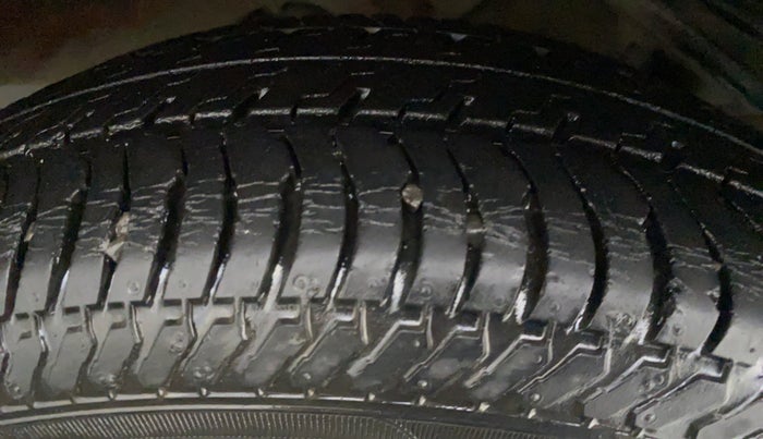 2015 Maruti Alto K10 VXI, Petrol, Manual, 25,335 km, Right Rear Tyre Tread