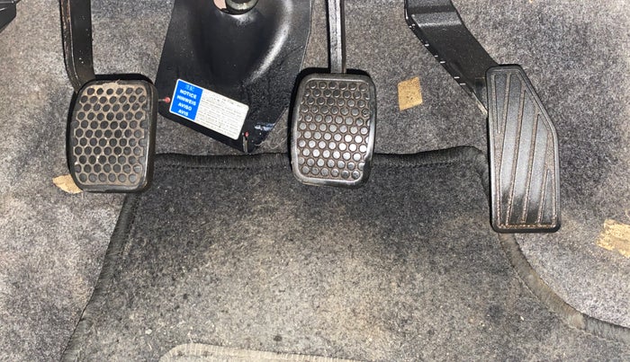 2015 Maruti Alto K10 VXI, Petrol, Manual, 25,335 km, Pedals