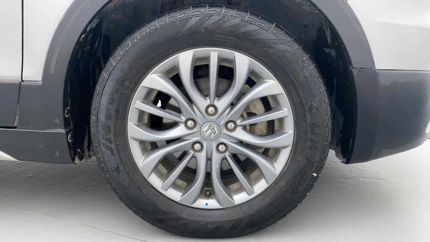 2017 Maruti S Cross ZETA 1.3, Diesel, Manual, 88,196 km, Right Front Wheel
