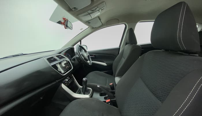 2017 Maruti S Cross ZETA 1.3, Diesel, Manual, 88,196 km, Right Side Front Door Cabin