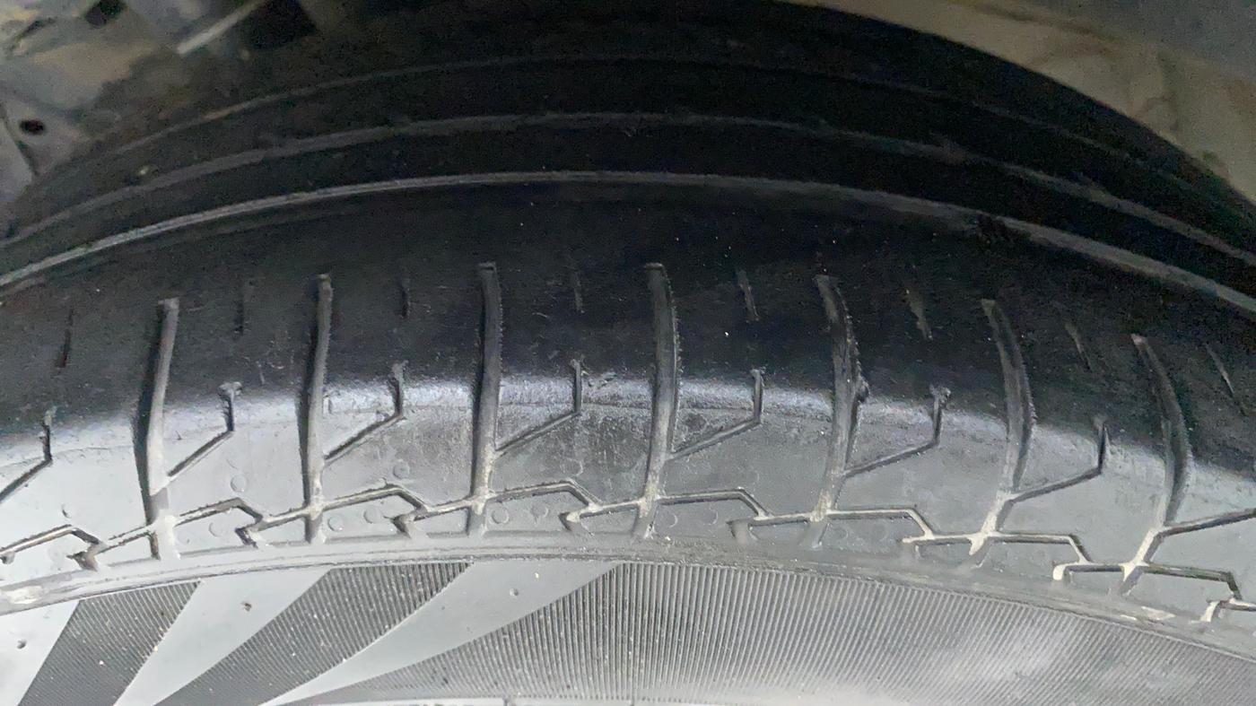 2017 Maruti S Cross ZETA 1.3, Diesel, Manual, 88,196 km, Left Front Tyre Tread
