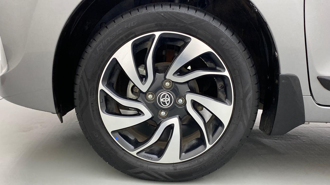2021 Toyota Glanza G MT PETROL, Petrol, Manual, 4,948 km, Left Front Wheel