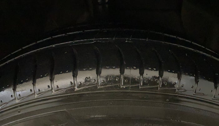 2020 Hyundai GRAND I10 NIOS SPORTZ AMT 1.2 KAPPA VTVT, Petrol, Automatic, 12,888 km, Right Front Tyre Tread