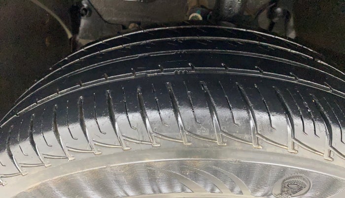 2020 Renault Duster RXZ 1.5 PETROL MT, Petrol, Manual, 63,077 km, Left Front Tyre Tread