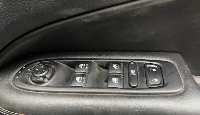 2019 Jeep Compass SPORT PLUS 1.4 PETROL, Petrol, Manual, 61,418 km, Driver Side Door Panels Control