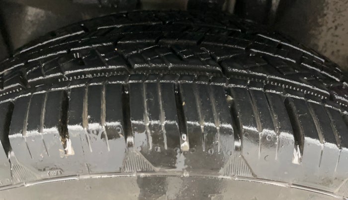 2019 Jeep Compass SPORT PLUS 1.4 PETROL, Petrol, Manual, 61,418 km, Left Front Tyre Tread