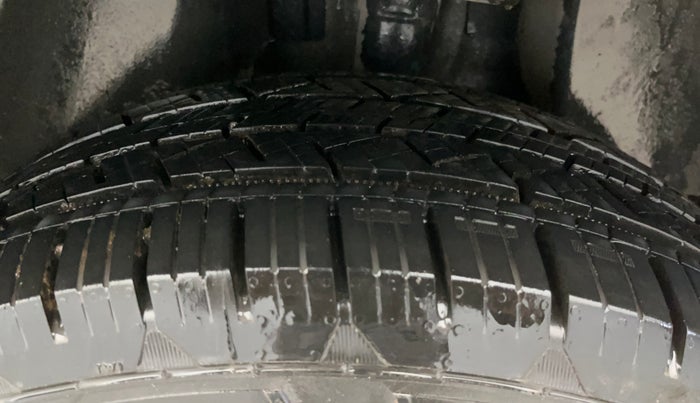 2019 Jeep Compass SPORT PLUS 1.4 PETROL, Petrol, Manual, 61,418 km, Left Rear Tyre Tread