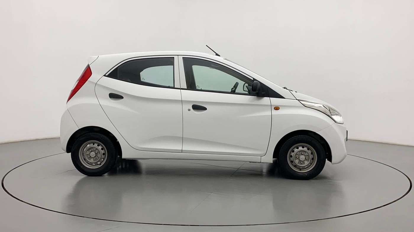 2016 Hyundai Eon ERA +, Petrol, Manual, 28,775 km, Right Side View