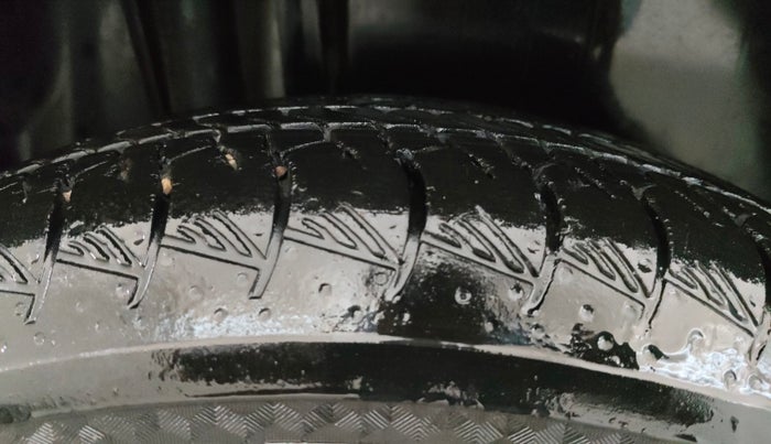 2024 Maruti Grand Vitara DELTA SMART HYBRID, Petrol, Manual, 18,879 km, Right Rear Tyre Tread