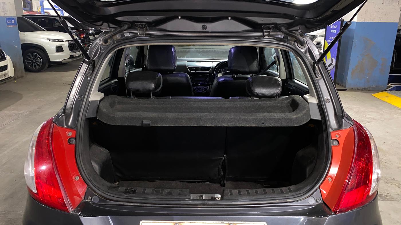 2015 Maruti Swift VXI, Petrol, Manual, 49,352 km, Boot Inside