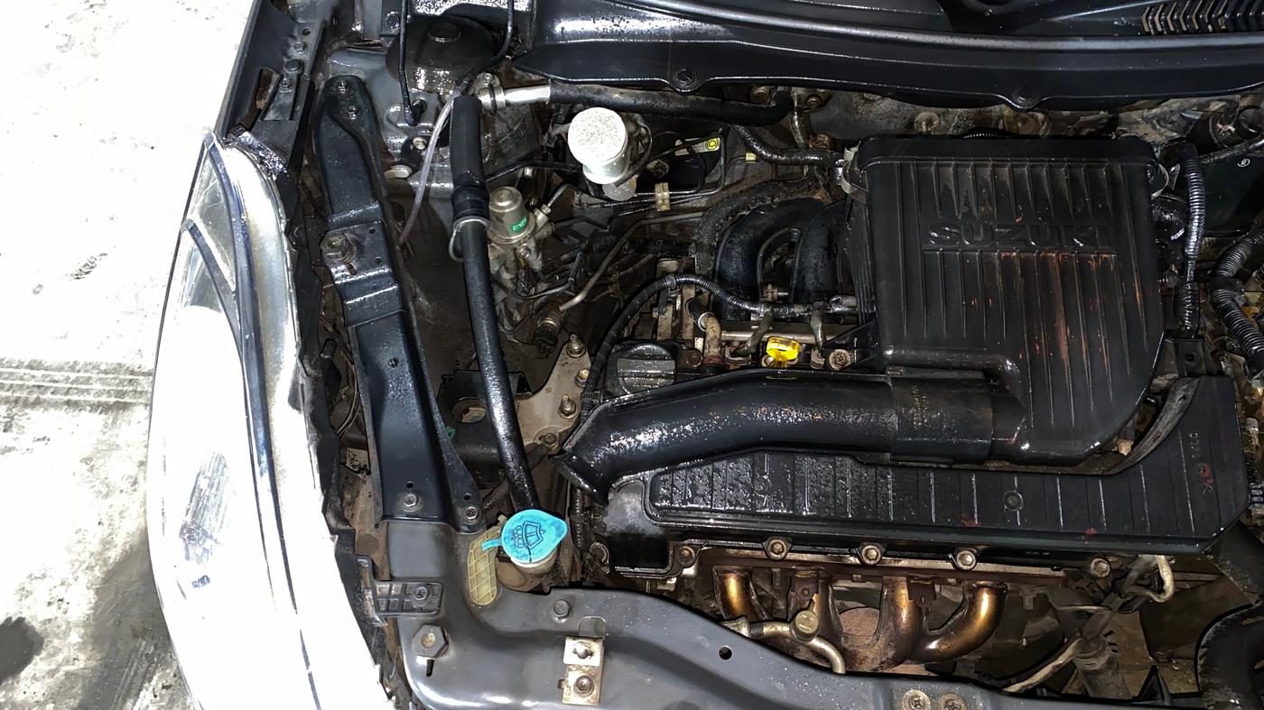2015 Maruti Swift VXI, Petrol, Manual, 49,352 km, Engine View - Right
