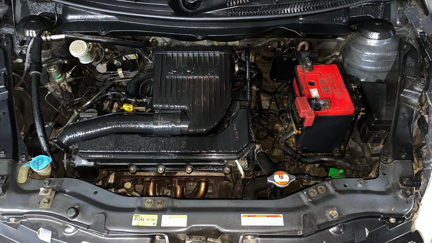 2015 Maruti Swift VXI, Petrol, Manual, 49,352 km, Engine View