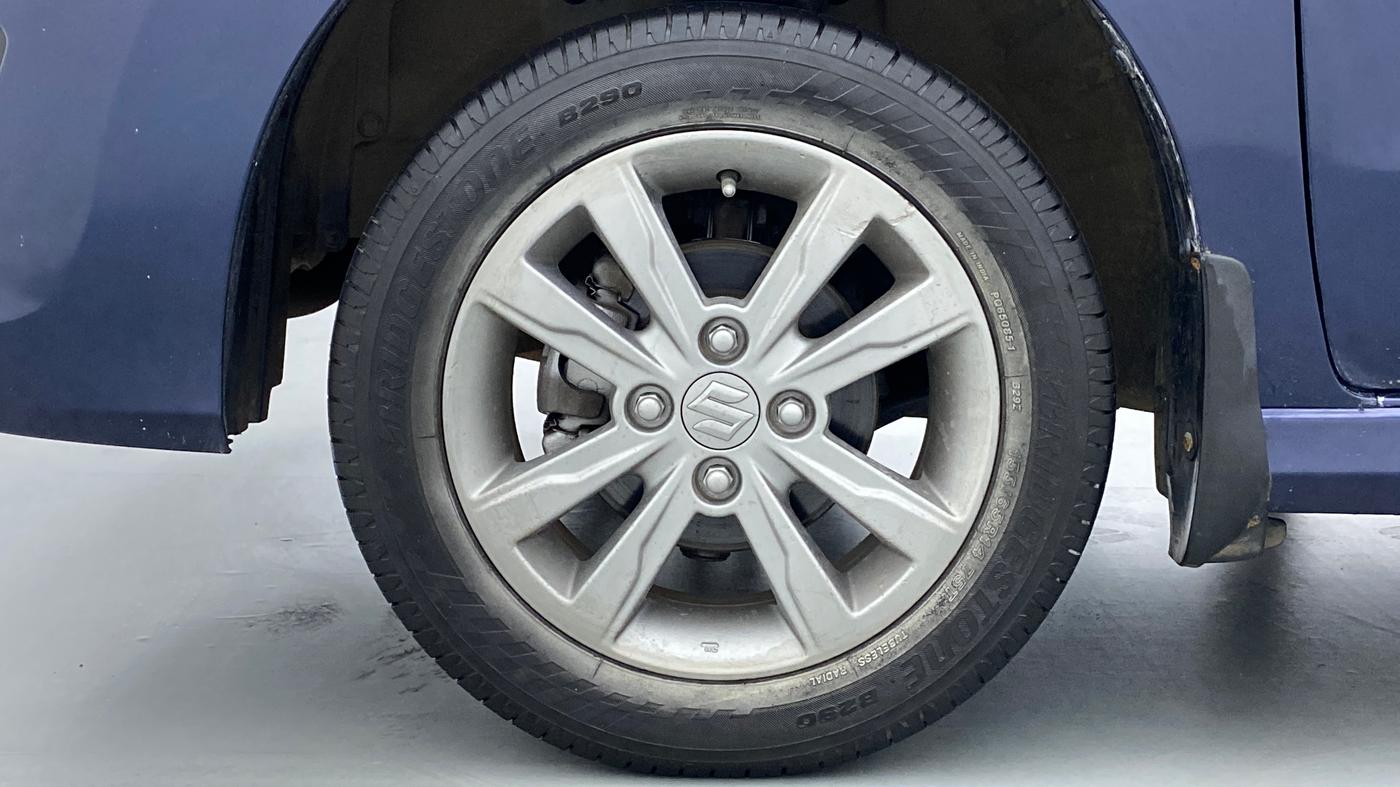 2017 Maruti Wagon R 1.0 VXI PLUS, Petrol, Manual, 81,787 km, Left Front Wheel