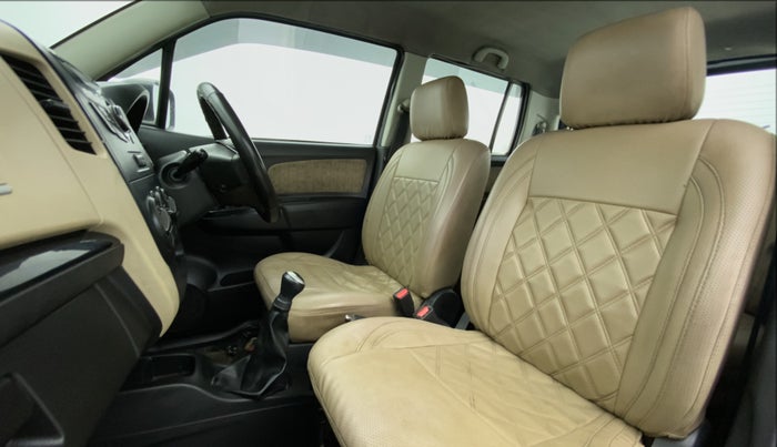 2017 Maruti Wagon R 1.0 VXI PLUS, Petrol, Manual, 81,787 km, Right Side Front Door Cabin
