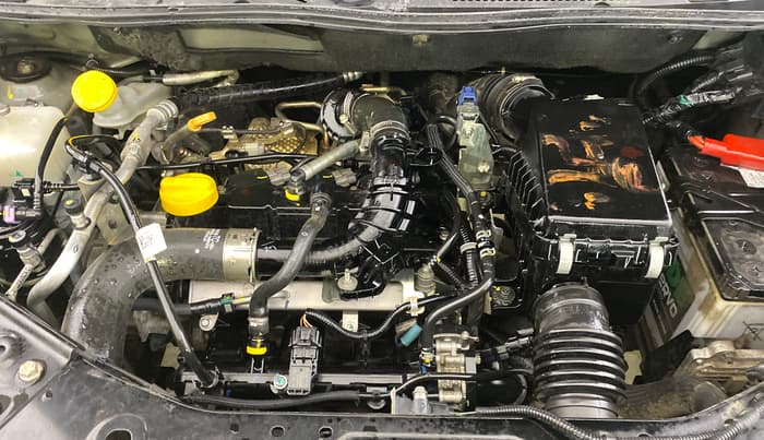 2022 Nissan MAGNITE XV TURBO CVT, Petrol, Automatic, 27,393 km, Engine View