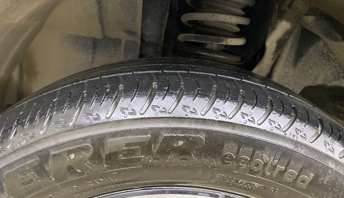 2022 Nissan MAGNITE XV TURBO CVT, Petrol, Automatic, 27,393 km, Left Front Tyre Tread