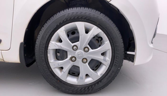 2015 Hyundai Grand i10 SPORTZ 1.2 KAPPA VTVT, Petrol, Manual, 89,563 km, Right Front Wheel