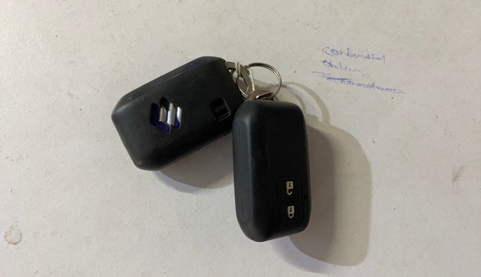 2019 Maruti Swift ZXI AMT, Petrol, Automatic, 60,934 km, Key Close Up