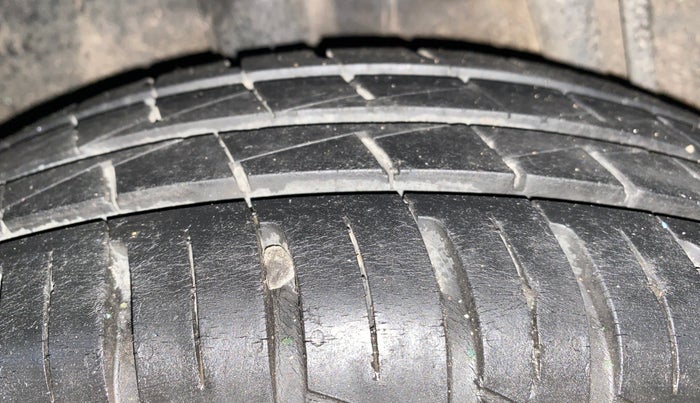 2023 Renault Kwid CLIMBER AMT 1.0, Petrol, Automatic, 11,924 km, Right Rear Tyre Tread