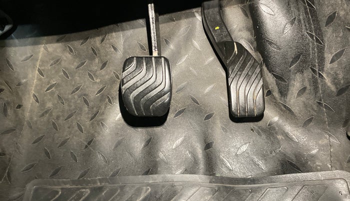 2023 Renault Kwid CLIMBER AMT 1.0, Petrol, Automatic, 11,924 km, Pedals