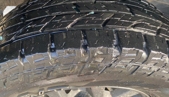 2023 Maruti JIMNY ALPHA ALL GRIP PRO AT, Petrol, Automatic, 58,559 km, Right Rear Tyre Tread