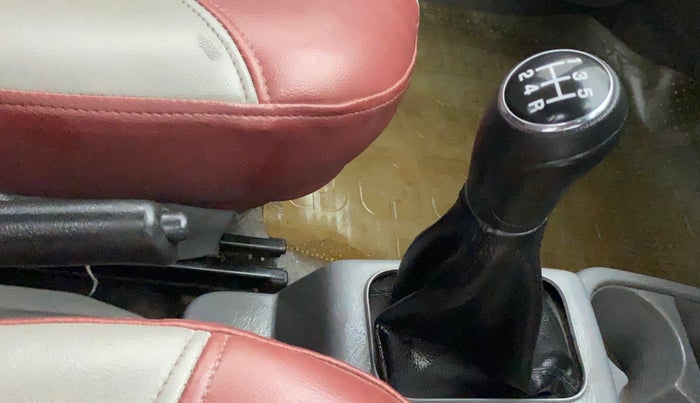 2012 Maruti Alto K10 VXI, Petrol, Manual, 64,767 km, Gear Lever