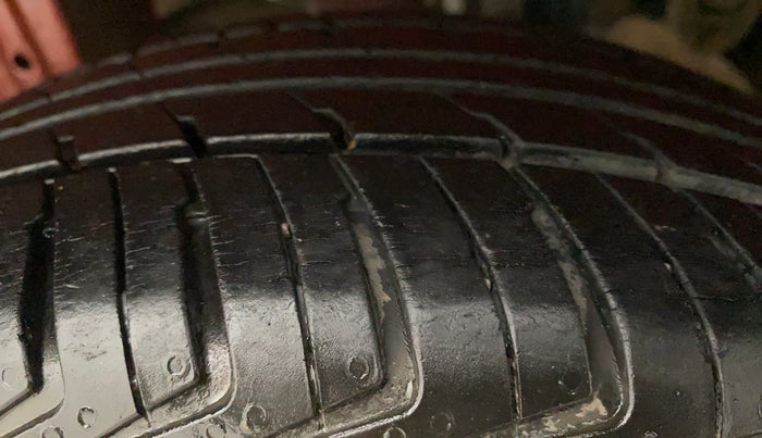 2012 Maruti Alto K10 VXI, Petrol, Manual, 64,767 km, Right Rear Tyre Tread