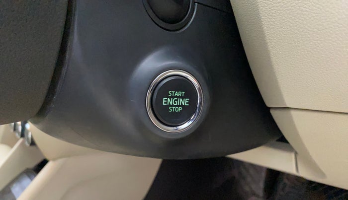 2018 Skoda Octavia L&K 1.8 TSI AT, Petrol, Automatic, 50,087 km, Keyless Start/ Stop Button