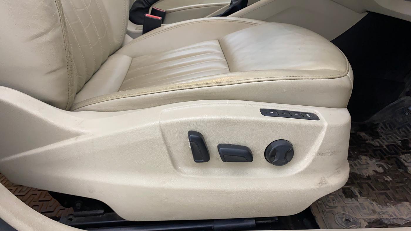 2018 Skoda Octavia L&K 1.8 TSI AT, Petrol, Automatic, 50,087 km, Driver Side Adjustment Panel