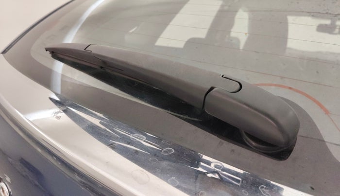 2021 Maruti Baleno ZETA PETROL 1.2, Petrol, Manual, 1,19,714 km, Rear Wiper