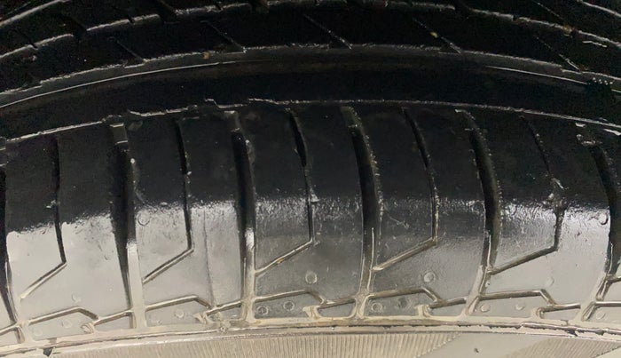 2020 Tata NEXON XMA PETROL, Petrol, Automatic, 68,631 km, Right Rear Tyre Tread