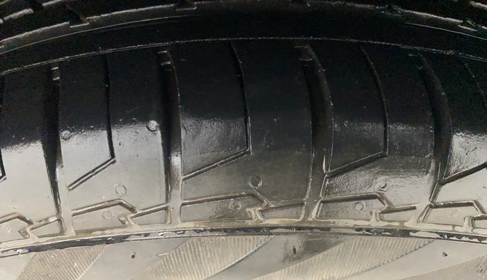 2020 Tata NEXON XMA PETROL, Petrol, Automatic, 68,631 km, Left Front Tyre Tread