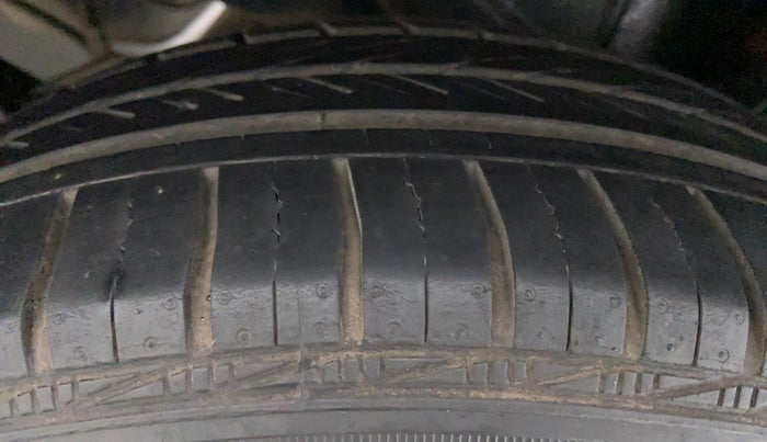 2021 Toyota YARIS J CVT, Petrol, Automatic, 17,243 km, Right Rear Tyre Tread