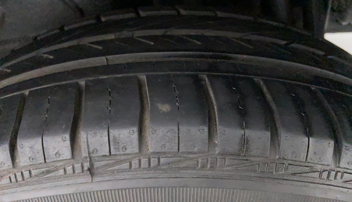 2021 Toyota YARIS J CVT, Petrol, Automatic, 17,243 km, Left Front Tyre Tread
