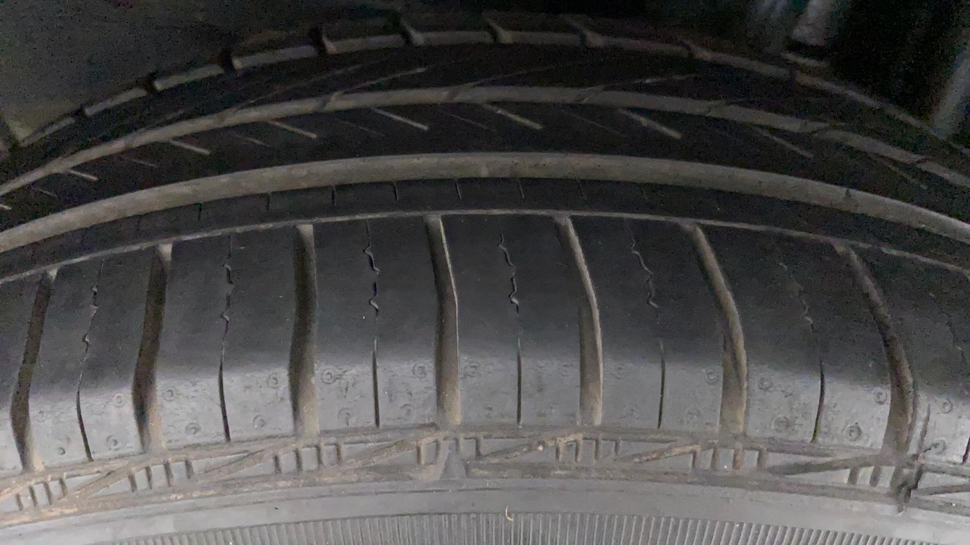 2021 Toyota YARIS J CVT, Petrol, Automatic, 17,243 km, Right Front Tyre Tread