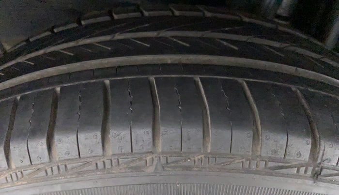 2021 Toyota YARIS J CVT, Petrol, Automatic, 17,243 km, Right Front Tyre Tread