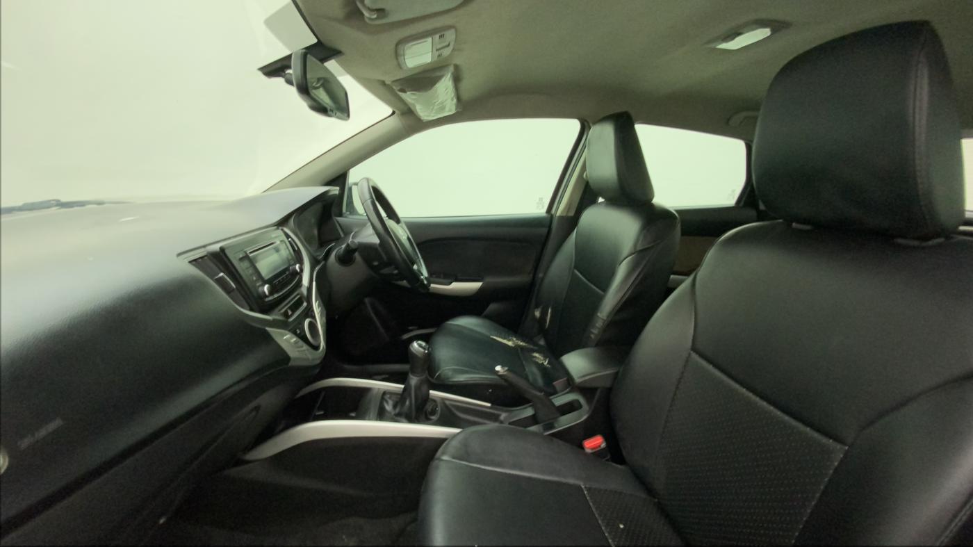2016 Maruti Baleno ZETA PETROL 1.2, Petrol, Manual, 94,640 km, Right Side Front Door Cabin