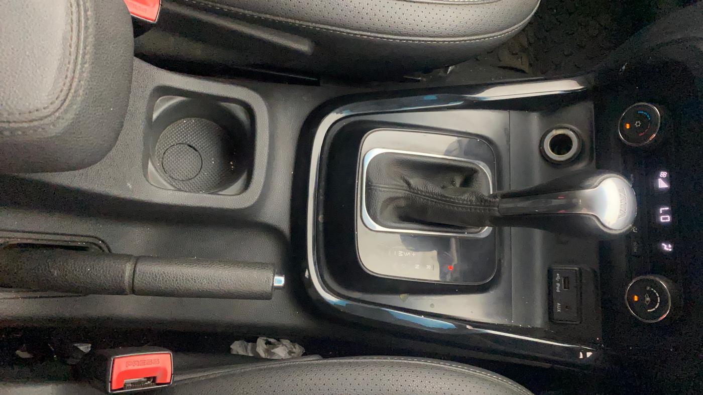 2018 Tata Hexa XTA 4X2 7 STR, Diesel, Automatic, 91,082 km, Gear Lever