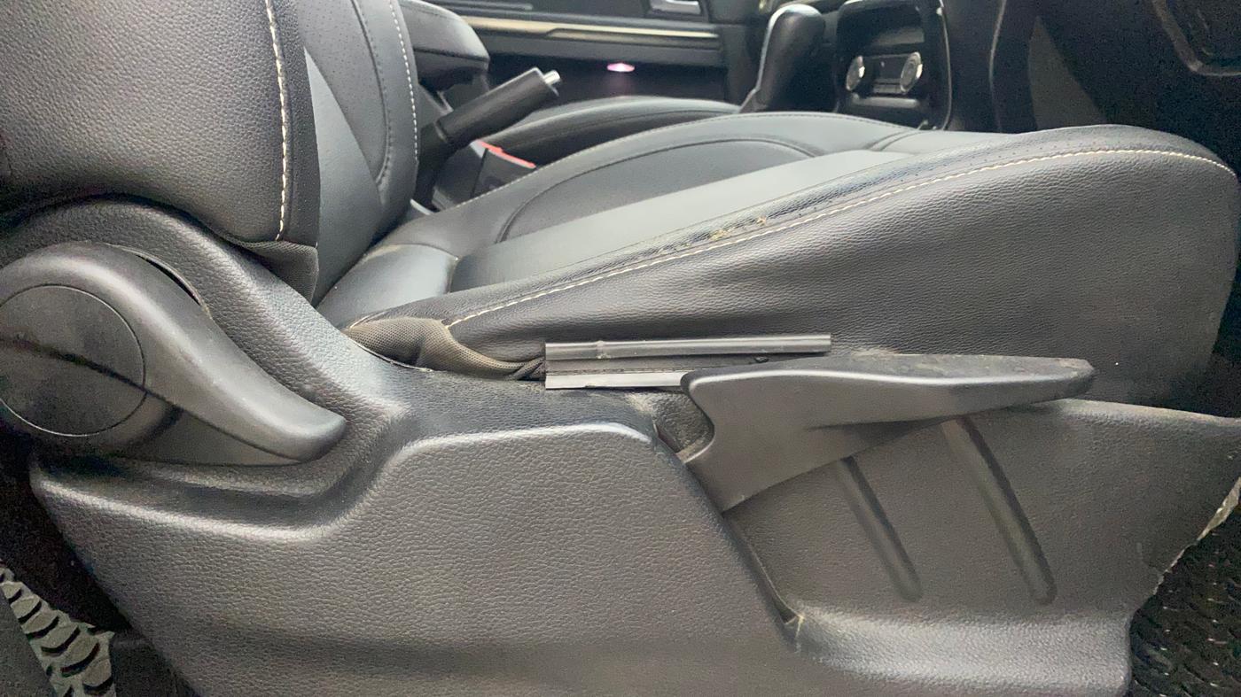 2018 Tata Hexa XTA 4X2 7 STR, Diesel, Automatic, 91,082 km, Driver Side Adjustment Panel