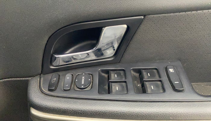 2018 Tata Hexa XTA 4X2 7 STR, Diesel, Automatic, 90,902 km, Driver Side Door Panels Control