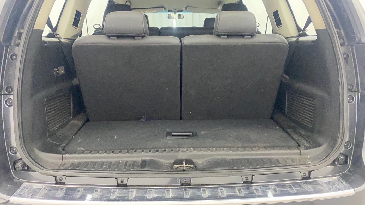 2018 Tata Hexa XTA 4X2 7 STR, Diesel, Automatic, 91,082 km, Boot Inside
