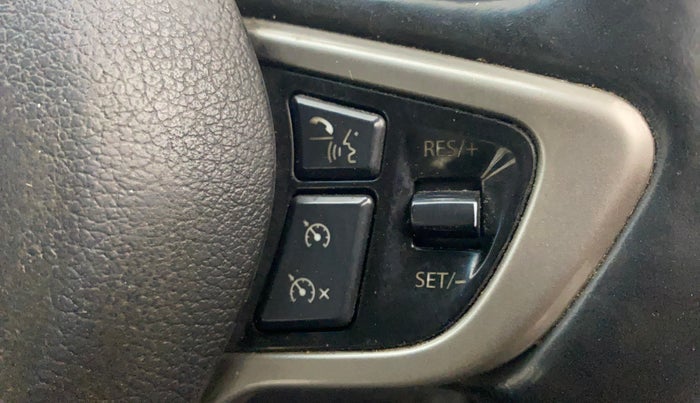 2018 Tata Hexa XTA 4X2 7 STR, Diesel, Automatic, 90,902 km, Adaptive Cruise Control