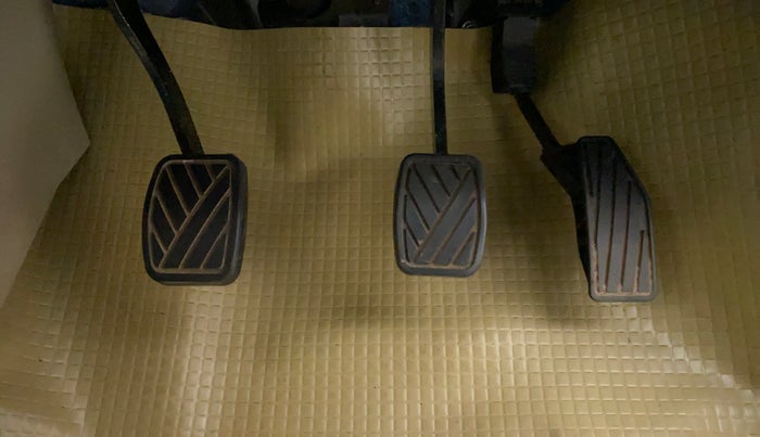 2019 Maruti Dzire VXI, Petrol, Manual, 15,445 km, Pedals